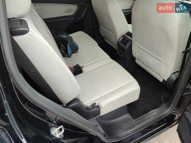 Черный Фольксваген Тигуан, объемом двигателя 1.98 л и пробегом 141 тыс. км за 16900 $, фото 59 на Automoto.ua