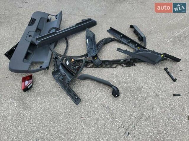 Черный Фольксваген Тигуан, объемом двигателя 2 л и пробегом 175 тыс. км за 7300 $, фото 4 на Automoto.ua