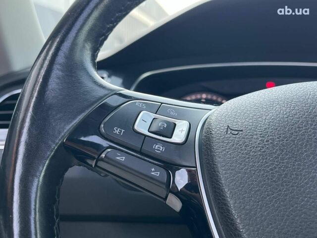 Черный Фольксваген Тигуан, объемом двигателя 2 л и пробегом 161 тыс. км за 25690 $, фото 22 на Automoto.ua