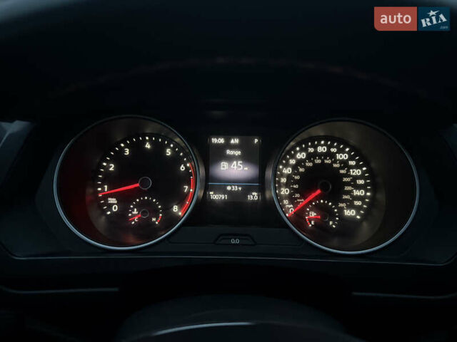 Чорний Фольксваген Тігуан, об'ємом двигуна 2 л та пробігом 162 тис. км за 18750 $, фото 14 на Automoto.ua