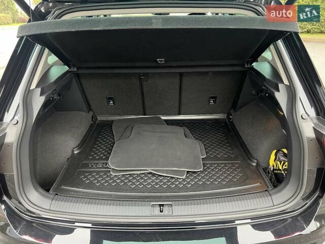 Чорний Фольксваген Тігуан, об'ємом двигуна 1.98 л та пробігом 138 тис. км за 28500 $, фото 17 на Automoto.ua