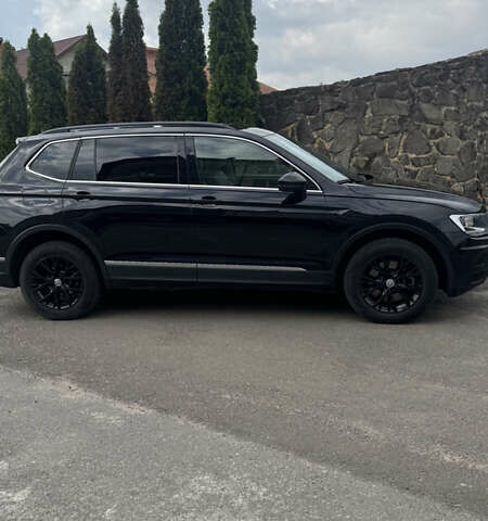 Чорний Фольксваген Тігуан, об'ємом двигуна 1.98 л та пробігом 62 тис. км за 17950 $, фото 13 на Automoto.ua