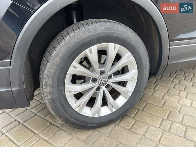 Черный Фольксваген Тигуан, объемом двигателя 1.98 л и пробегом 66 тыс. км за 16900 $, фото 10 на Automoto.ua