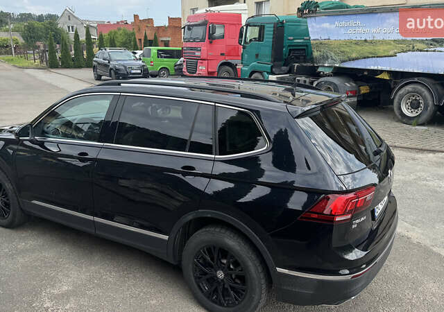 Чорний Фольксваген Тігуан, об'ємом двигуна 1.98 л та пробігом 62 тис. км за 17950 $, фото 8 на Automoto.ua