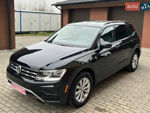 Черный Фольксваген Тигуан, объемом двигателя 2 л и пробегом 105 тыс. км за 16350 $, фото 2 на Automoto.ua
