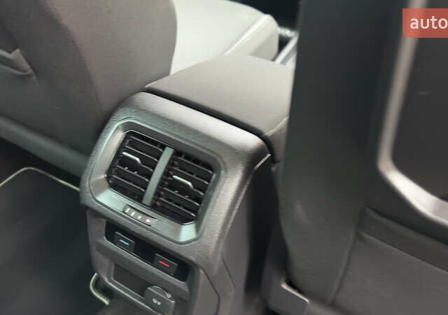 Чорний Фольксваген Тігуан, об'ємом двигуна 1.98 л та пробігом 258 тис. км за 23300 $, фото 32 на Automoto.ua