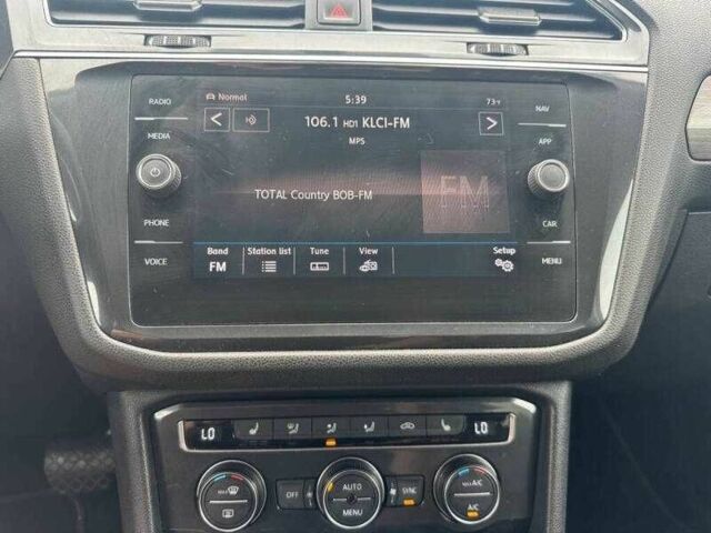 Чорний Фольксваген Тігуан, об'ємом двигуна 2 л та пробігом 71 тис. км за 7000 $, фото 10 на Automoto.ua