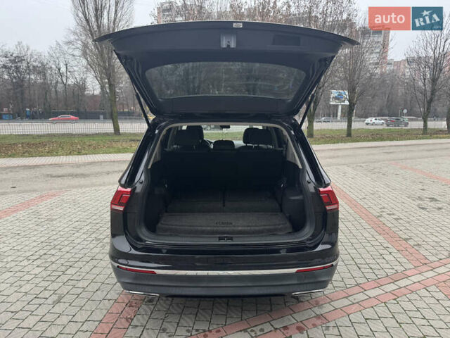 Чорний Фольксваген Тігуан, об'ємом двигуна 1.98 л та пробігом 105 тис. км за 20500 $, фото 12 на Automoto.ua
