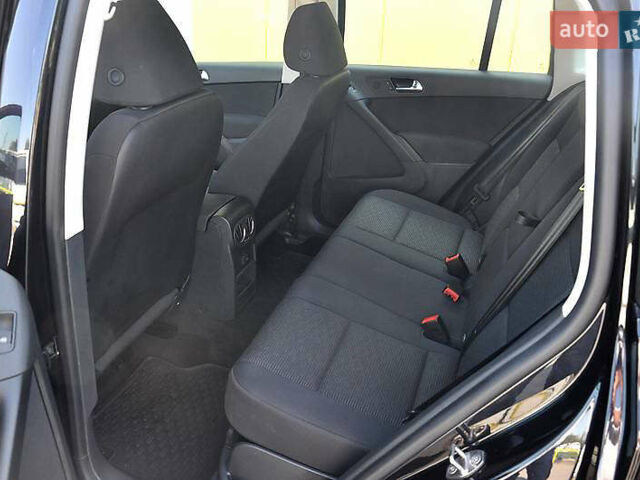 Черный Фольксваген Тигуан, объемом двигателя 2 л и пробегом 84 тыс. км за 17400 $, фото 14 на Automoto.ua