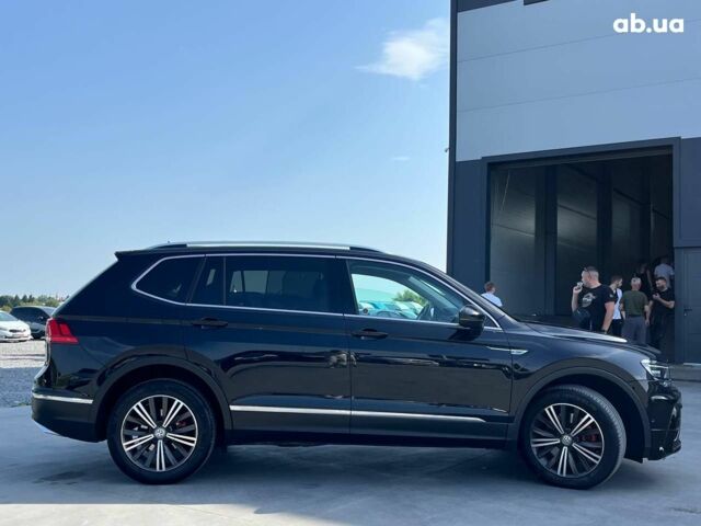 Черный Фольксваген Тигуан, объемом двигателя 2 л и пробегом 161 тыс. км за 25690 $, фото 6 на Automoto.ua