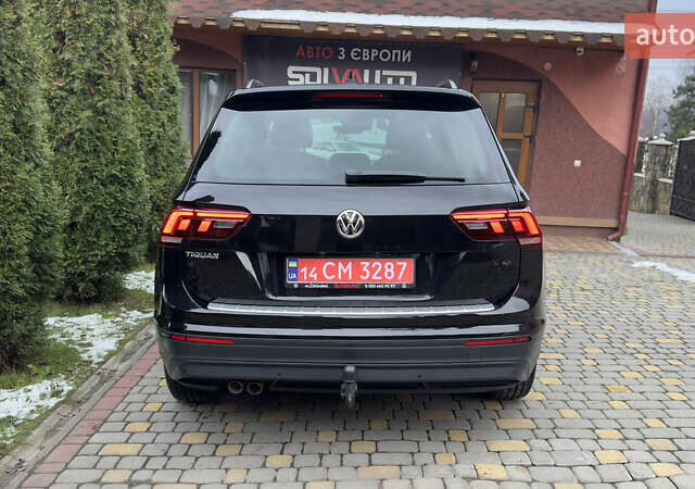 Чорний Фольксваген Тігуан, об'ємом двигуна 1.98 л та пробігом 258 тис. км за 23300 $, фото 7 на Automoto.ua