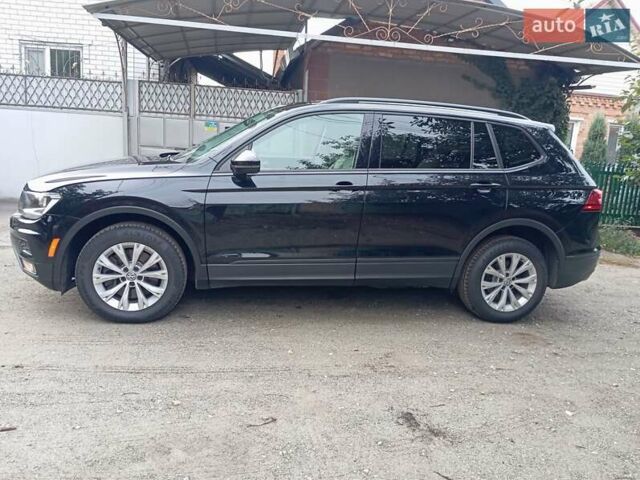 Черный Фольксваген Тигуан, объемом двигателя 2 л и пробегом 149 тыс. км за 16800 $, фото 9 на Automoto.ua