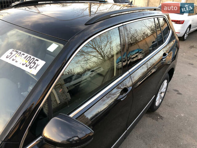 Черный Фольксваген Тигуан, объемом двигателя 2 л и пробегом 188 тыс. км за 12890 $, фото 46 на Automoto.ua