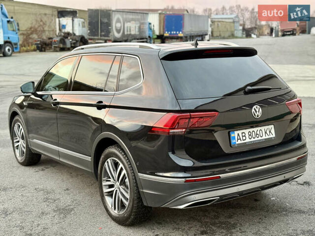 Черный Фольксваген Тигуан, объемом двигателя 1.97 л и пробегом 204 тыс. км за 26990 $, фото 27 на Automoto.ua