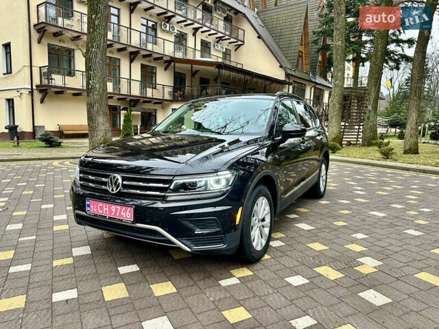Чорний Фольксваген Тігуан, об'ємом двигуна 2 л та пробігом 186 тис. км за 17300 $, фото 14 на Automoto.ua