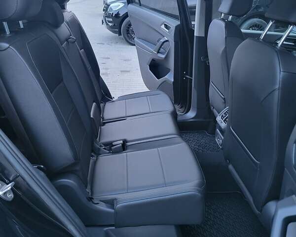 Чорний Фольксваген Тігуан, об'ємом двигуна 2 л та пробігом 101 тис. км за 21000 $, фото 14 на Automoto.ua