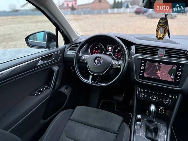 Чорний Фольксваген Тігуан, об'ємом двигуна 1.98 л та пробігом 235 тис. км за 21799 $, фото 21 на Automoto.ua