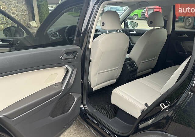 Чорний Фольксваген Тігуан, об'ємом двигуна 1.98 л та пробігом 62 тис. км за 17950 $, фото 23 на Automoto.ua