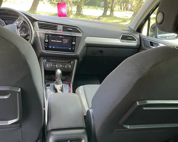 Чорний Фольксваген Тігуан, об'ємом двигуна 1.97 л та пробігом 244 тис. км за 21900 $, фото 14 на Automoto.ua