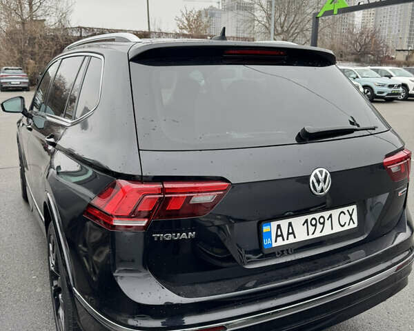Черный Фольксваген Тигуан, объемом двигателя 2 л и пробегом 92 тыс. км за 21900 $, фото 5 на Automoto.ua