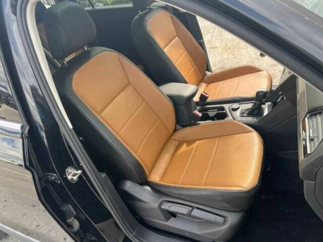 Чорний Фольксваген Тігуан, об'ємом двигуна 2 л та пробігом 34 тис. км за 4600 $, фото 9 на Automoto.ua