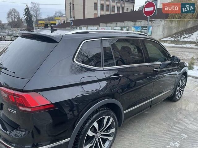 Черный Фольксваген Тигуан, объемом двигателя 2 л и пробегом 60 тыс. км за 30000 $, фото 4 на Automoto.ua