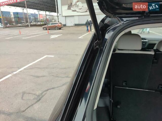 Черный Фольксваген Тигуан, объемом двигателя 1.98 л и пробегом 141 тыс. км за 16900 $, фото 55 на Automoto.ua