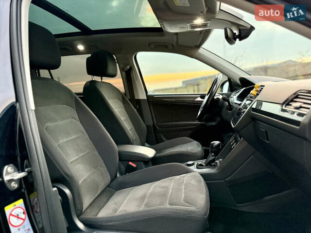 Черный Фольксваген Тигуан, объемом двигателя 1.97 л и пробегом 204 тыс. км за 26990 $, фото 21 на Automoto.ua