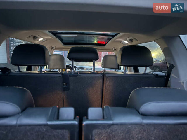 Чорний Фольксваген Тігуан, об'ємом двигуна 2 л та пробігом 162 тис. км за 18750 $, фото 17 на Automoto.ua