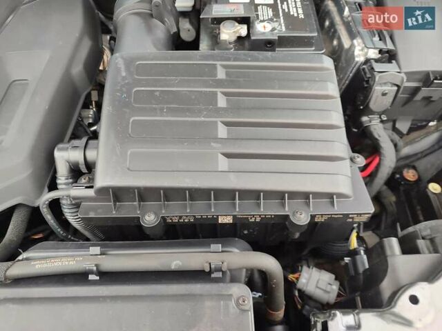 Черный Фольксваген Тигуан, объемом двигателя 1.98 л и пробегом 141 тыс. км за 16900 $, фото 76 на Automoto.ua