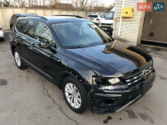 Черный Фольксваген Тигуан, объемом двигателя 2 л и пробегом 188 тыс. км за 12890 $, фото 7 на Automoto.ua