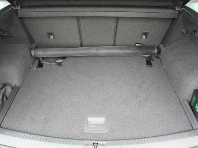 Черный Фольксваген Тигуан, объемом двигателя 2 л и пробегом 91 тыс. км за 14500 $, фото 5 на Automoto.ua