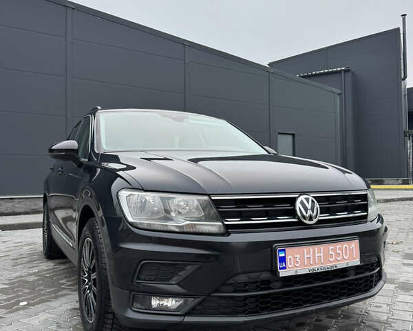 Черный Фольксваген Тигуан, объемом двигателя 2 л и пробегом 190 тыс. км за 23150 $, фото 2 на Automoto.ua