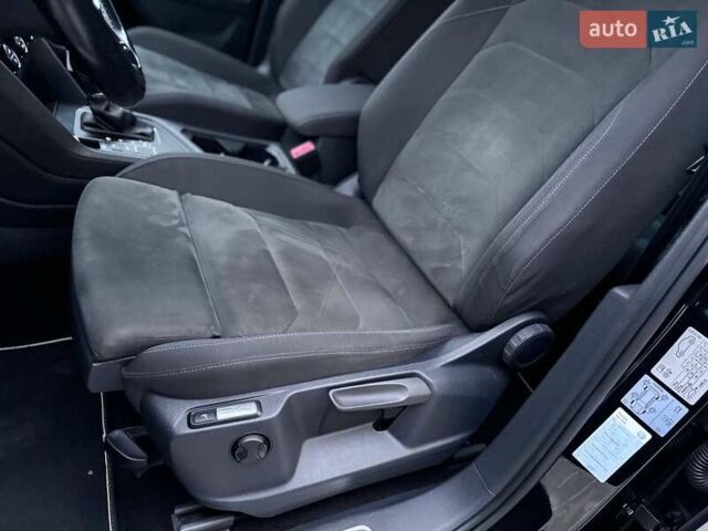 Чорний Фольксваген Тігуан, об'ємом двигуна 1.98 л та пробігом 235 тис. км за 21799 $, фото 12 на Automoto.ua