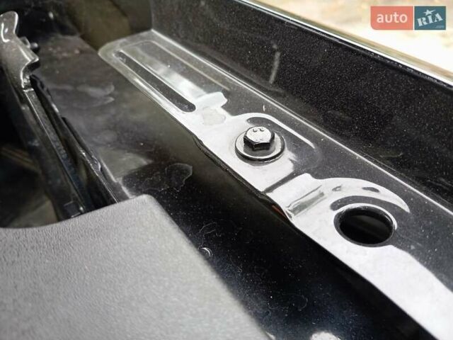 Черный Фольксваген Тигуан, объемом двигателя 2 л и пробегом 149 тыс. км за 16800 $, фото 51 на Automoto.ua