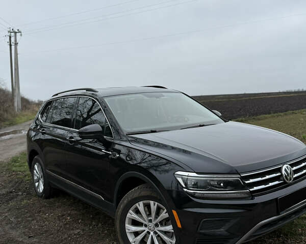 Чорний Фольксваген Тігуан, об'ємом двигуна 1.98 л та пробігом 78 тис. км за 23500 $, фото 4 на Automoto.ua