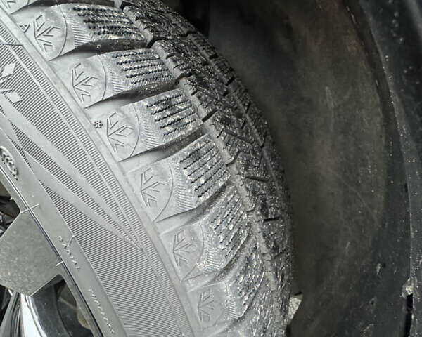 Черный Фольксваген Тигуан, объемом двигателя 2 л и пробегом 92 тыс. км за 21900 $, фото 12 на Automoto.ua