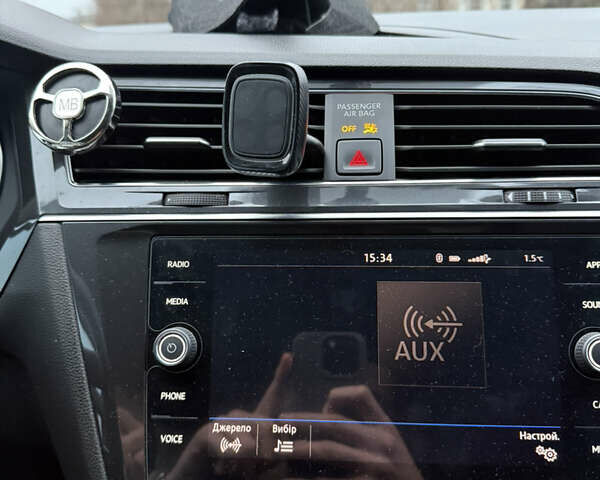 Чорний Фольксваген Тігуан, об'ємом двигуна 1.98 л та пробігом 78 тис. км за 23500 $, фото 9 на Automoto.ua