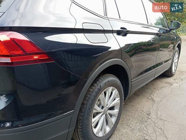 Черный Фольксваген Тигуан, объемом двигателя 2 л и пробегом 149 тыс. км за 16800 $, фото 17 на Automoto.ua