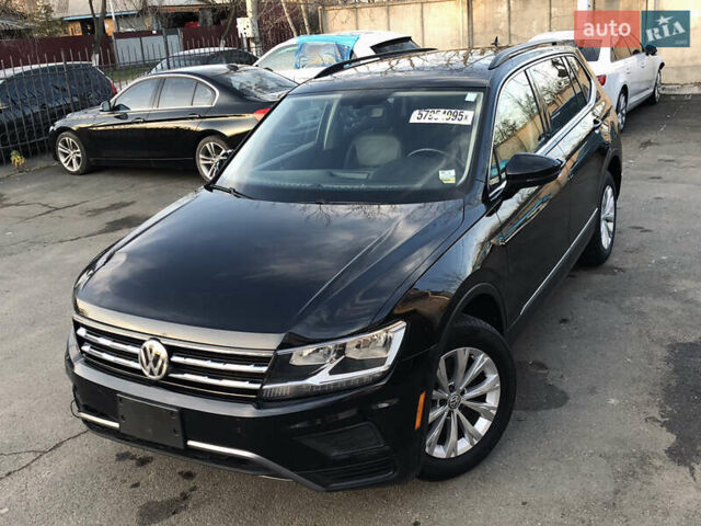 Черный Фольксваген Тигуан, объемом двигателя 2 л и пробегом 188 тыс. км за 12890 $, фото 76 на Automoto.ua
