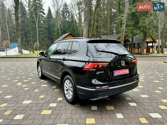 Чорний Фольксваген Тігуан, об'ємом двигуна 2 л та пробігом 186 тис. км за 17300 $, фото 20 на Automoto.ua