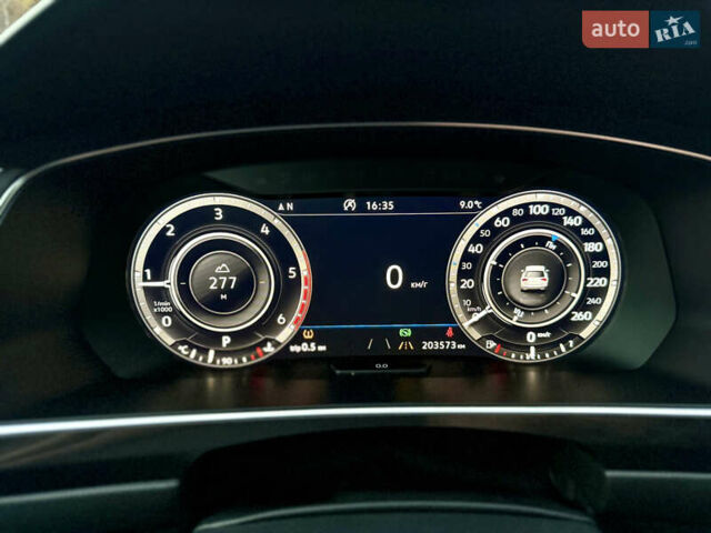 Черный Фольксваген Тигуан, объемом двигателя 1.97 л и пробегом 204 тыс. км за 26990 $, фото 10 на Automoto.ua