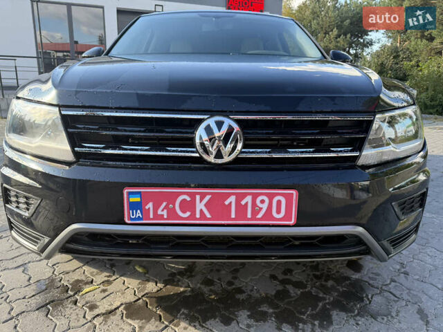 Черный Фольксваген Тигуан, объемом двигателя 1.98 л и пробегом 95 тыс. км за 17200 $, фото 11 на Automoto.ua