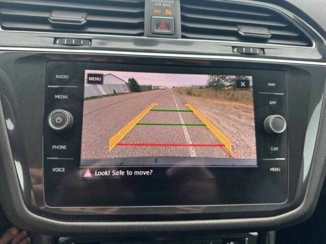 Чорний Фольксваген Тігуан, об'ємом двигуна 2 л та пробігом 71 тис. км за 7000 $, фото 11 на Automoto.ua