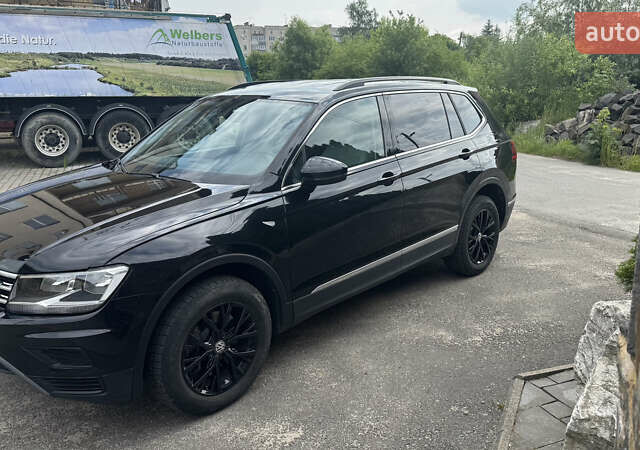 Чорний Фольксваген Тігуан, об'ємом двигуна 1.98 л та пробігом 62 тис. км за 17950 $, фото 6 на Automoto.ua