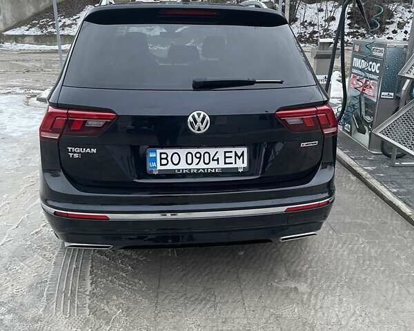 Черный Фольксваген Тигуан, объемом двигателя 2 л и пробегом 60 тыс. км за 30000 $, фото 7 на Automoto.ua
