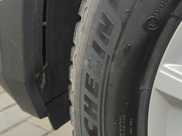 Чорний Фольксваген Тігуан, об'ємом двигуна 2 л та пробігом 260 тис. км за 24950 $, фото 20 на Automoto.ua