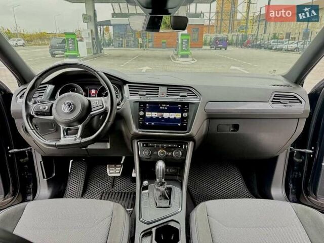 Черный Фольксваген Тигуан, объемом двигателя 1.98 л и пробегом 149 тыс. км за 29900 $, фото 3 на Automoto.ua