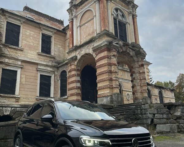 Чорний Фольксваген Тігуан, об'ємом двигуна 1.98 л та пробігом 105 тис. км за 20500 $, фото 2 на Automoto.ua