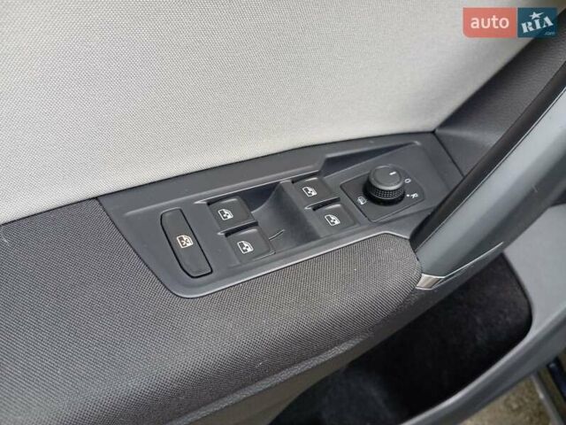 Черный Фольксваген Тигуан, объемом двигателя 2 л и пробегом 149 тыс. км за 16800 $, фото 33 на Automoto.ua